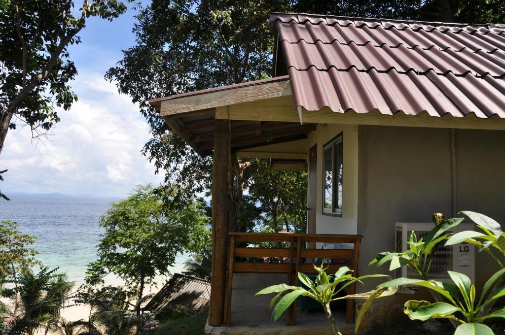 Tohko Beach Resort Phi Phi Don Exterior photo